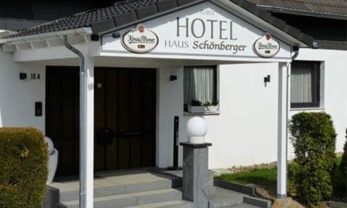 Hotel Garni Haus Schoenberger Хайлигенхаус Екстериор снимка