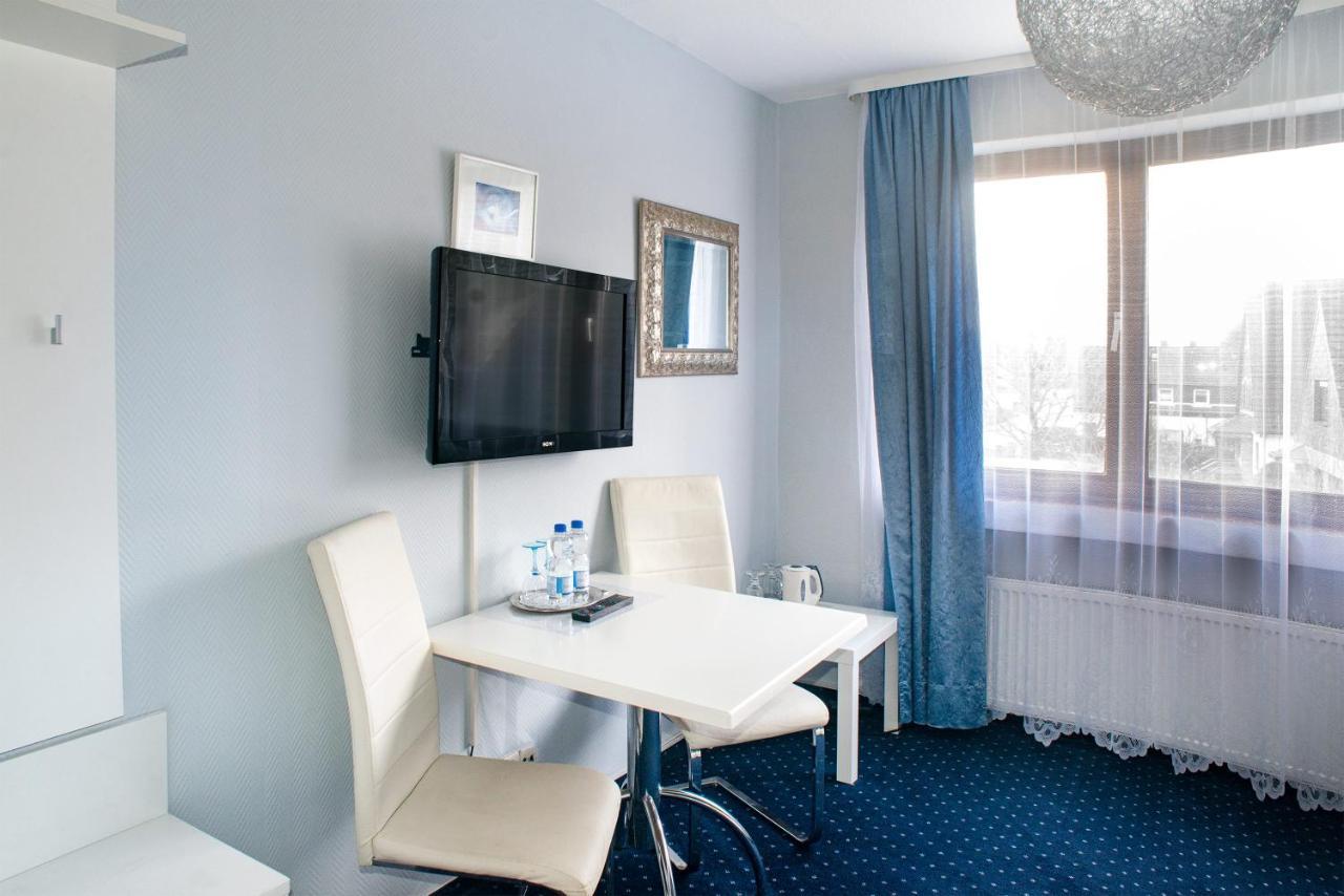 Hotel Garni Haus Schoenberger Хайлигенхаус Екстериор снимка